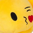 Pantufa-Emoji-Beijo-Europa-34-35