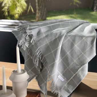 Manta-para-Sofa-Hedrons-Bristol-145x200cm-Prata